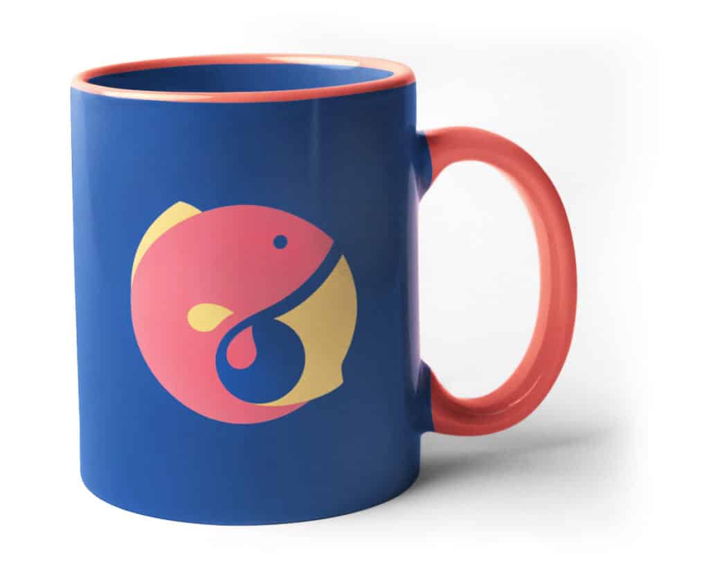 A mug for the Great Lakes Aquarium with the fish from their logo